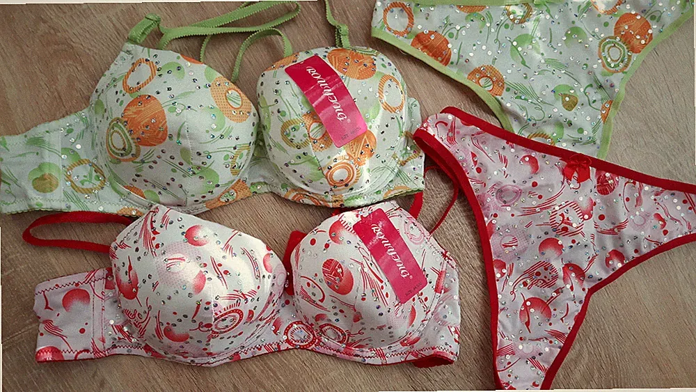 1 Push-Up BH-Set Gr. 80B, 85B mit Pailletten Farbe wählbar