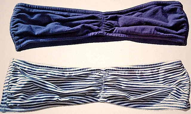 2 Bandeau-BHs - dunkelblau und weiß-blau gestreift - Baumwolle - 70 B
