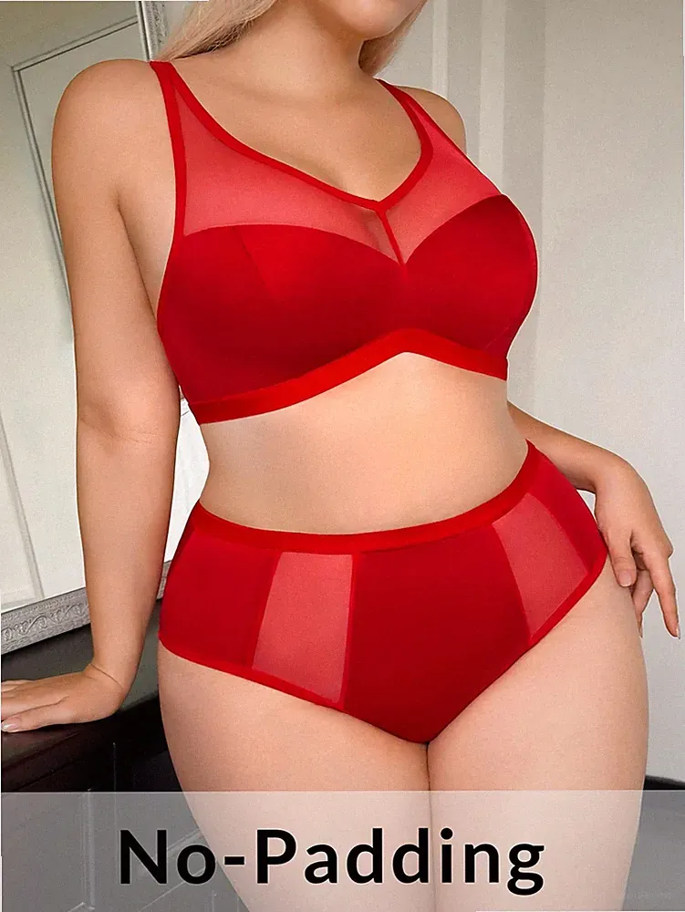 2 teiliges Plus Size Set: Weicher, drahtloser Vollschalen BH und Billig24