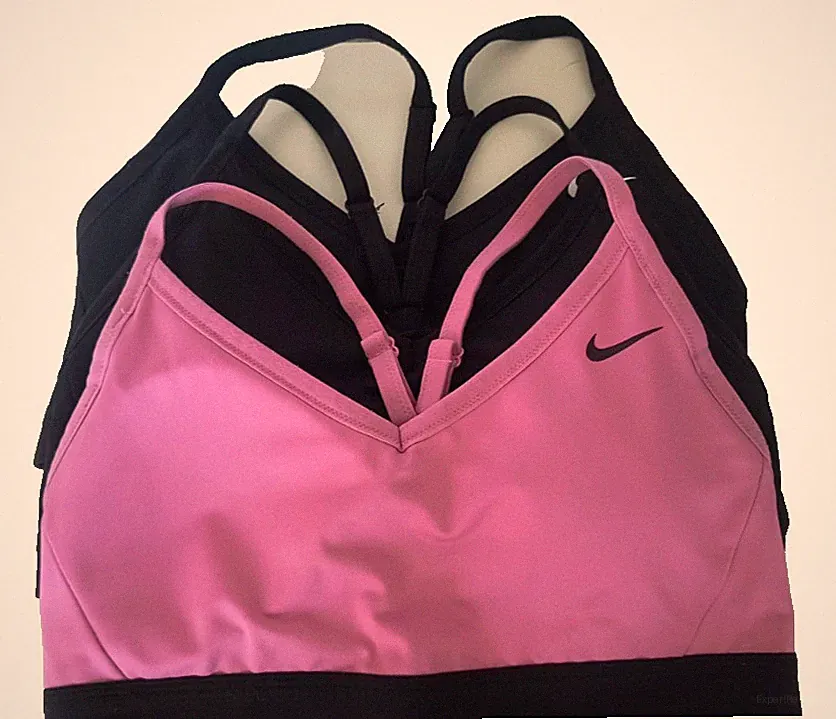 3 x NIKE Sport Bustier Gr. L (2xschwarz, 1x pink) sehr guter Zustand