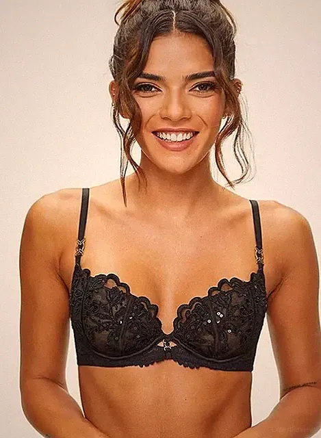 ANN SUMMERS Der Icon Unterwired Non Padded Plunge Bra In Schwarz 32B (fm233-14)