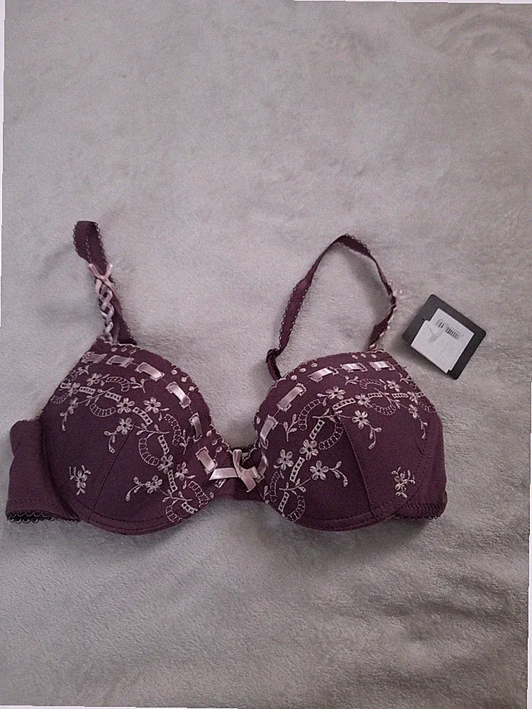 At Lingerie Damen Push Up BH Abn.Pads Lila Bestickt Grösse 70B SF44