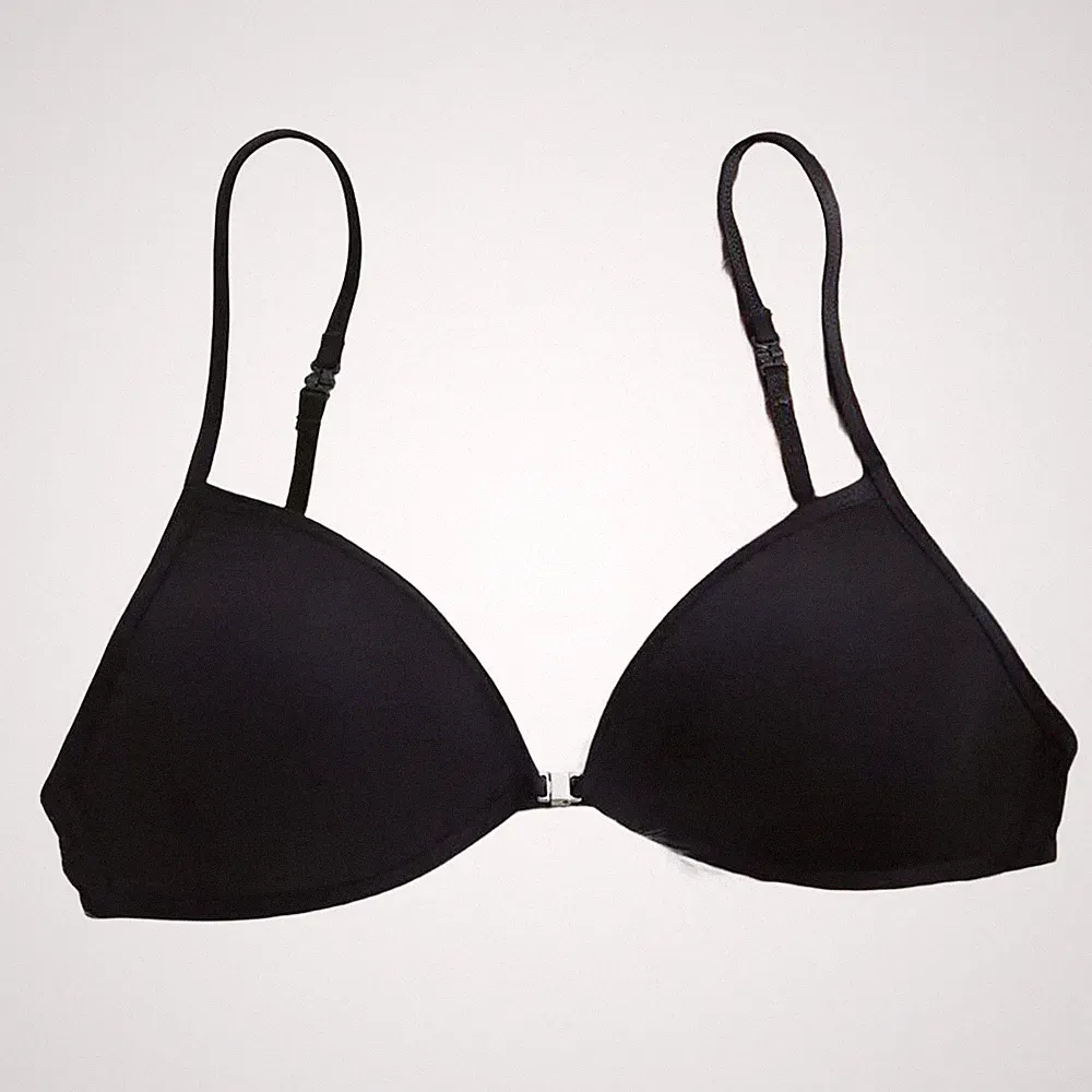 Atmungsaktiver Damen Triangel Schalen BH mit schmalen Trägern und Schnalle