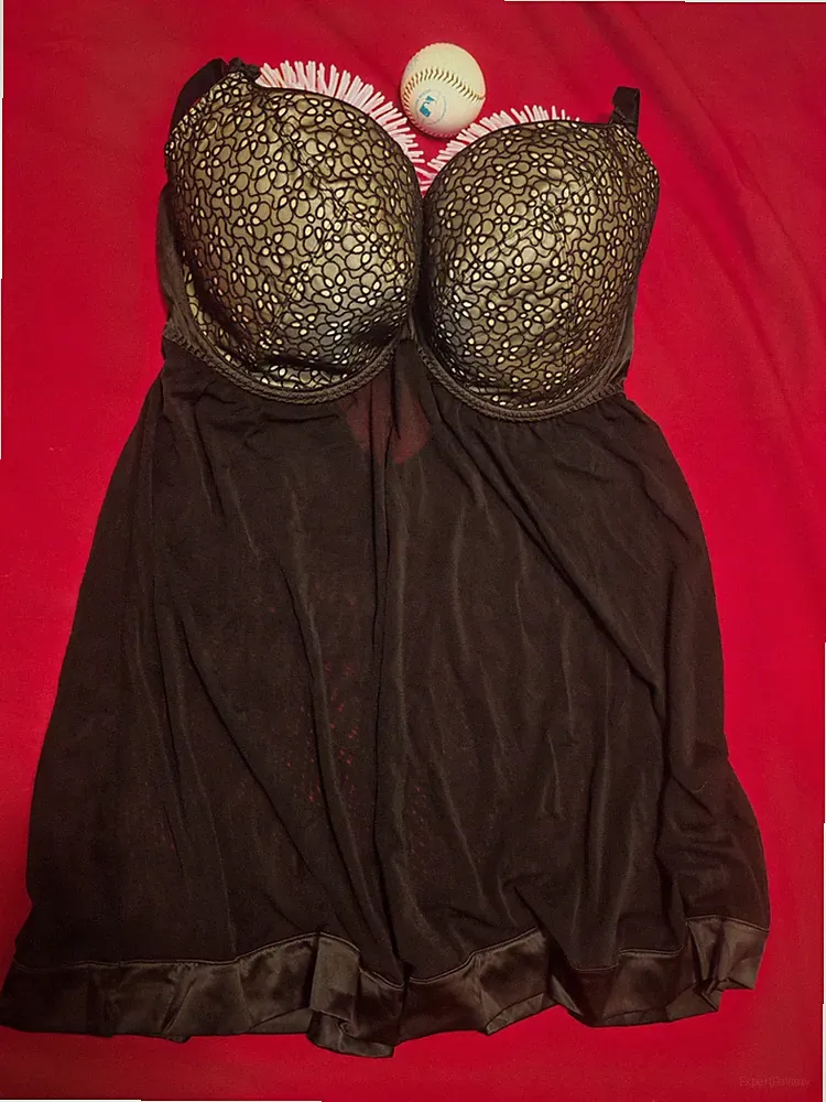 Babydoll 85 N, sehr große Brüste , bitte Beschreibung lesen
