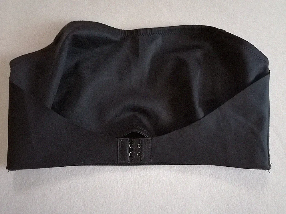 Bandeau-BH - schwarz trägerlos ungepolstert Frontverschluss - Damen Gr. 85B NEU!