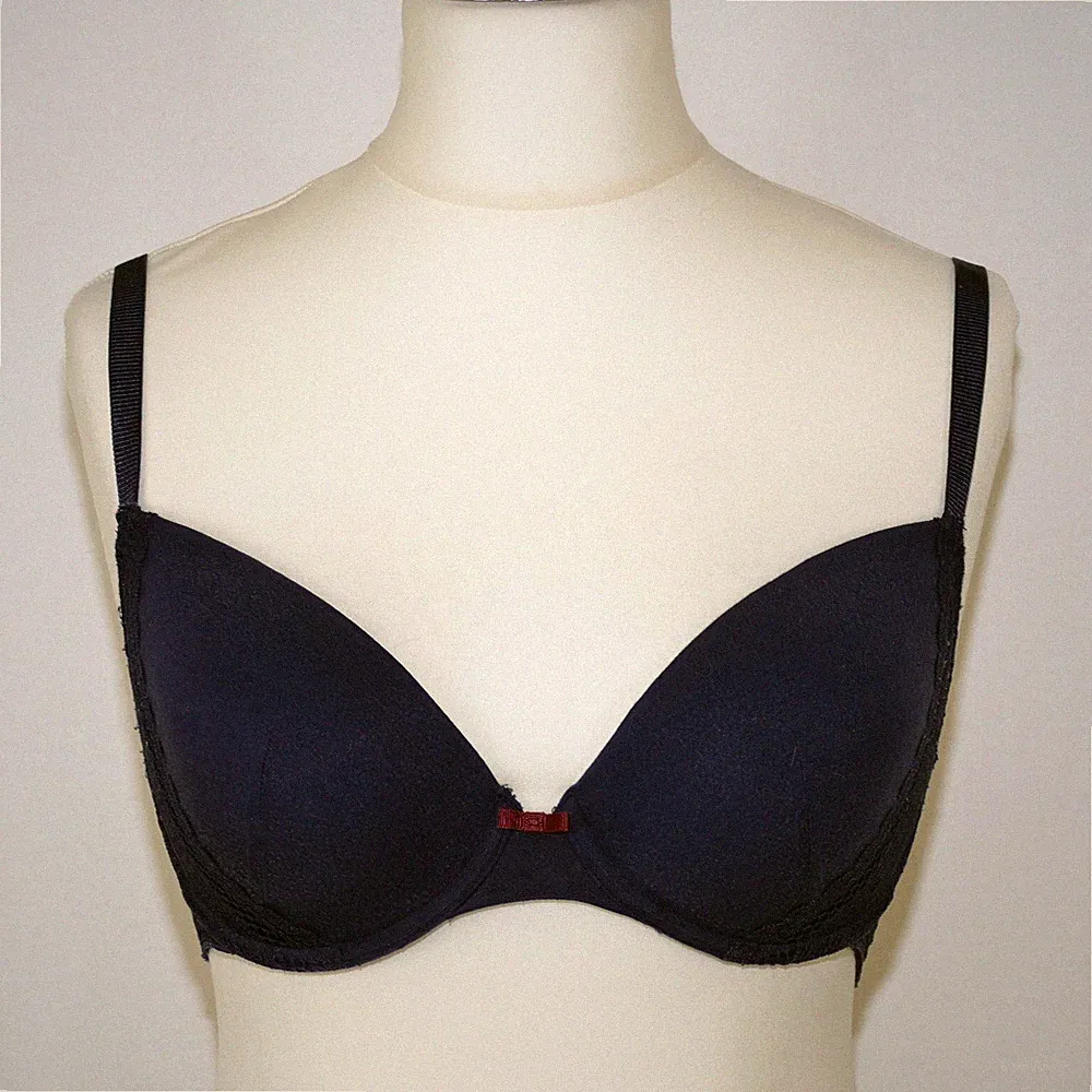 BH 75D Blau Marks & Spencer voll geformt mit Bügel bequem