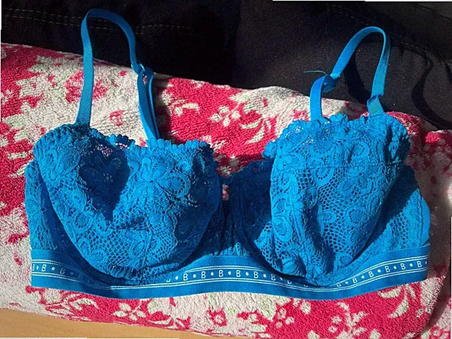 BH 75D M&S Blau Aus Dem Boutique In Griechenland