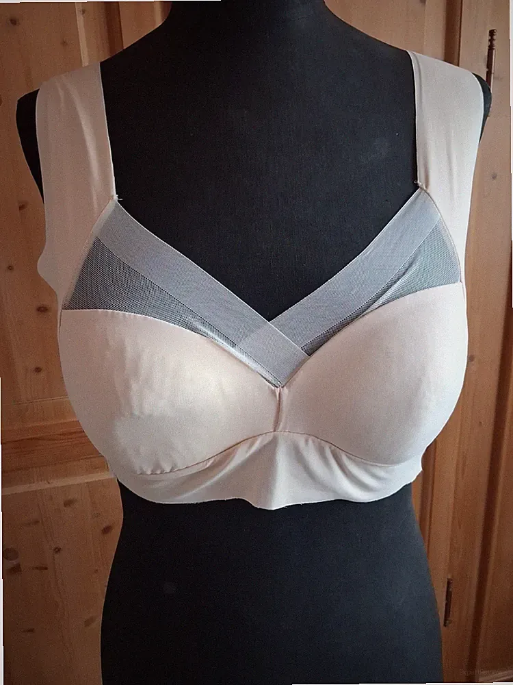 BH Bustier leichtqualität flachsfarben superbequem T Shirt BH ohne Bügel