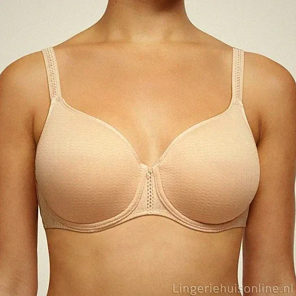 BH Chantelle *SALE*UVP:€38 Spacer bh Chic Essential c16g70