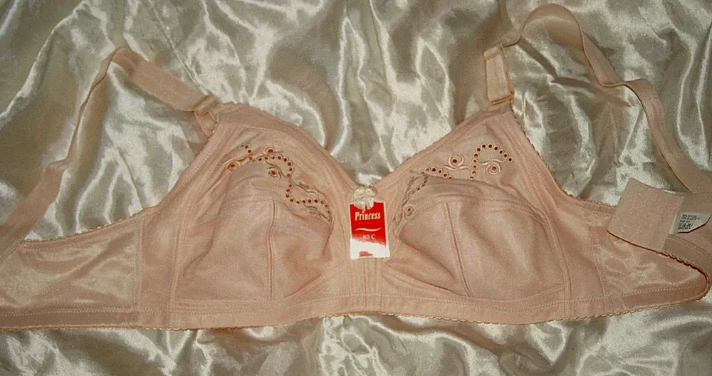 BH * Entlastungs - BH haut Stickerei Princess Dessous bügellos 85 C * 85 D