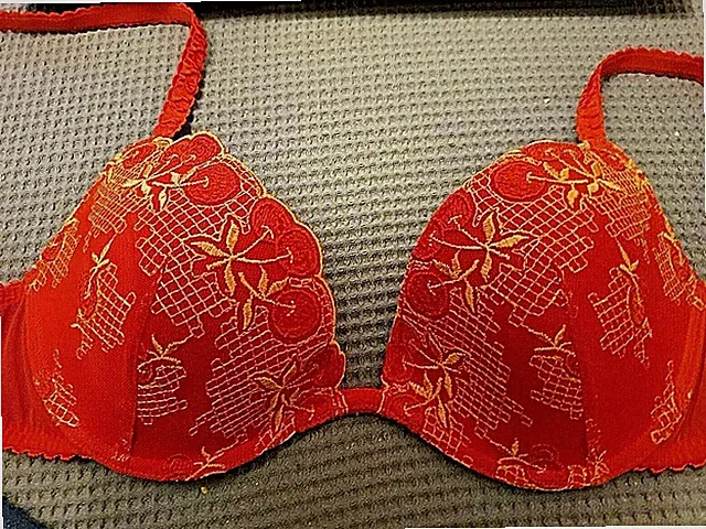 BH- Größe 70 B - Push-Up-BH - Primadonna?