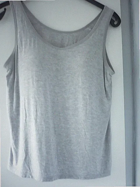 BH Hemd mit Bustier ohne Bügel Farbe grau Gr. passt 40/42 Cups gefüttert 90 B