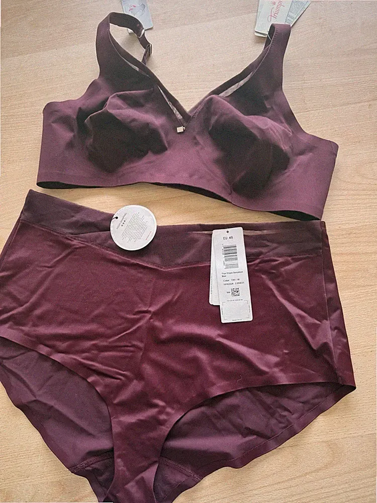 BH + Höschen Triumph True Shape Sensation 48 + 95c weinrot neu mit Eti NP 107€