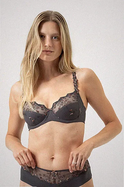 BH Mey *Sale* UVP: 99.99EUR Delightful mit Bügel 74445
