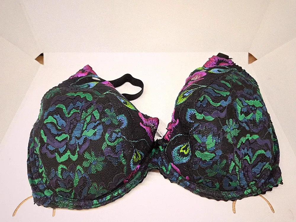 BH Primadonna Größe 80E schwarz mit Muster Blumen Spitze leicht gepolstert