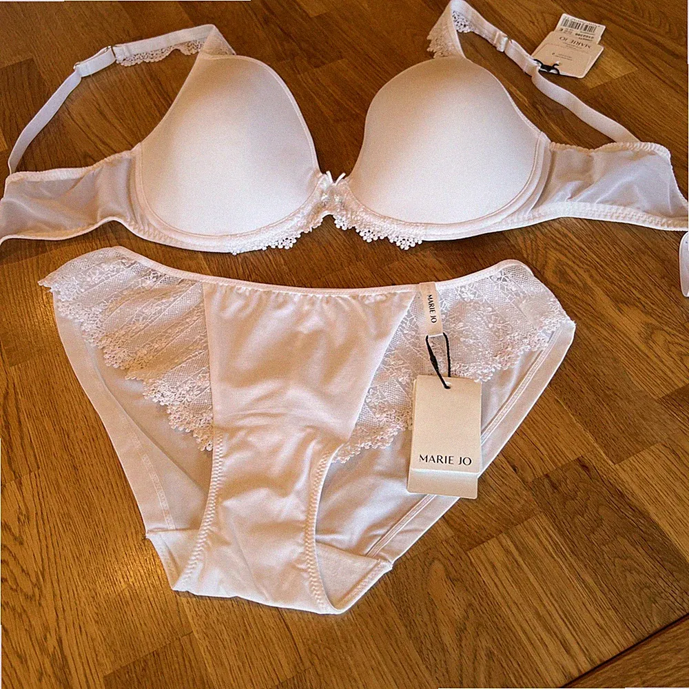 BH Set 75 E, Slip 42, Marie Jo, Weiß, Modell Christy
