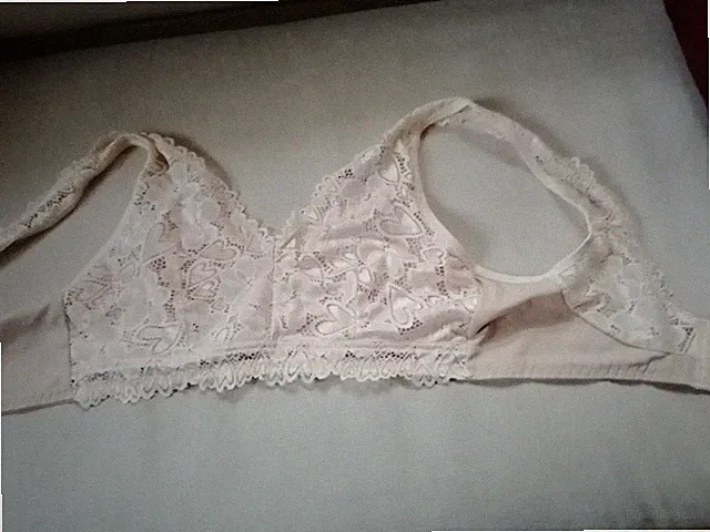 BH ungepolstert - apricotfarben - teils Spitze - breite Träger - Gr. 85B - NEU!