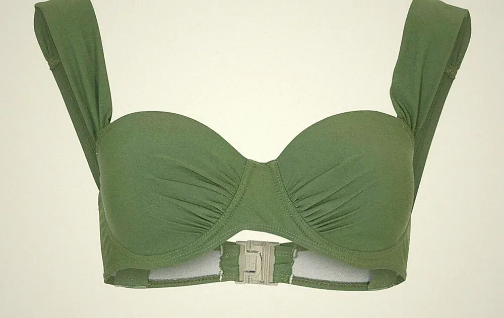 Bikini-Oberteil Gr. (70) C Farngrün Bikinioberteil Schwimm-Bra Bade-BH Neu*