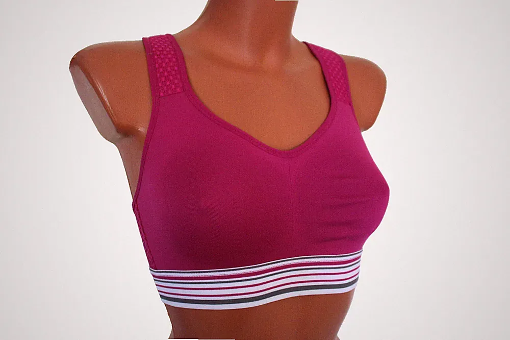 bpc Sport BH passt 60B Bustier Unterwäsche rosa pink bequem breite Träger Damen