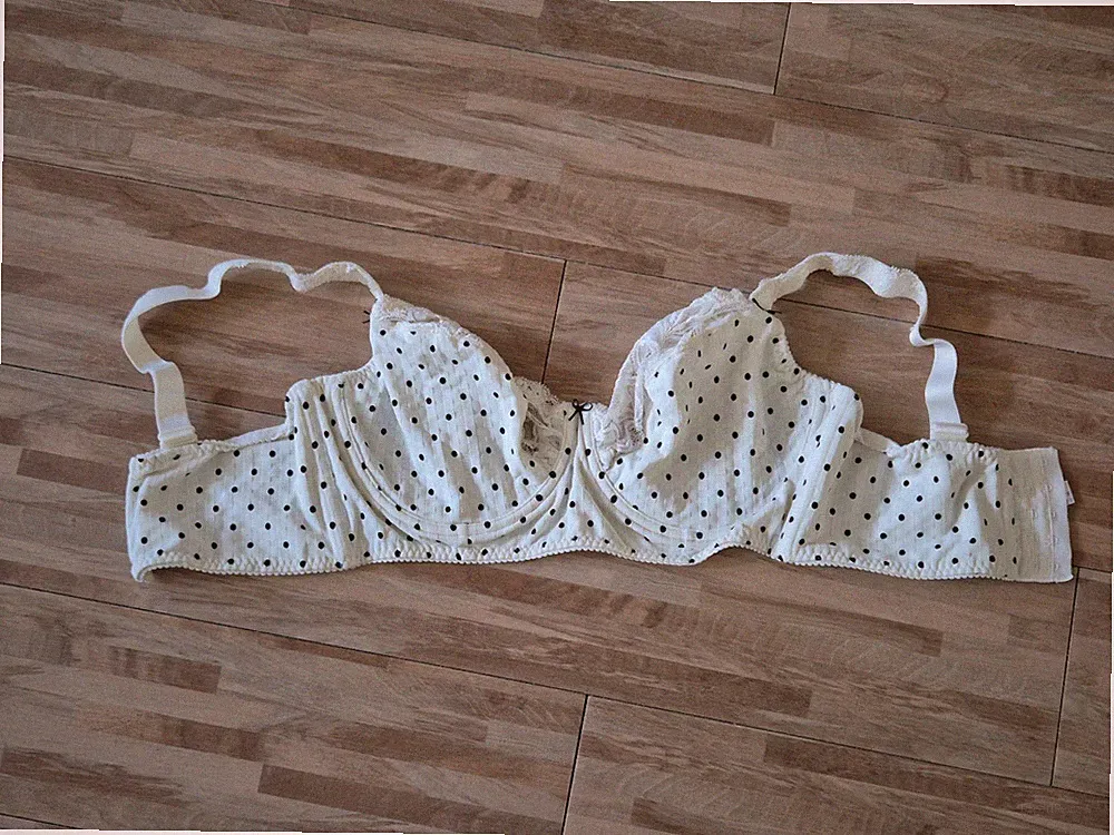 Bügel BH von Prima Donna in 80 F, weiss mit Polka Dots