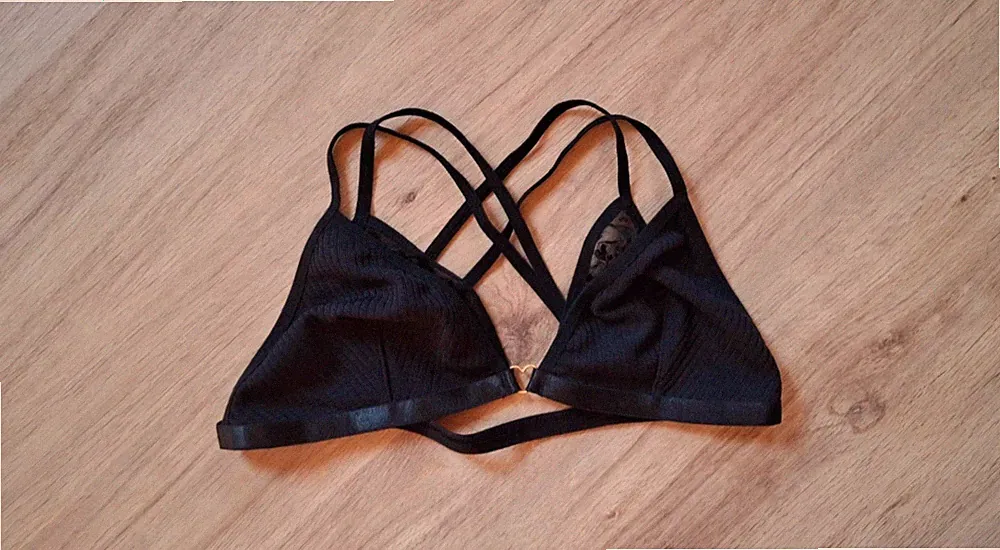 Bügelloser BH Gr. 38 (M) schwarz, Neu