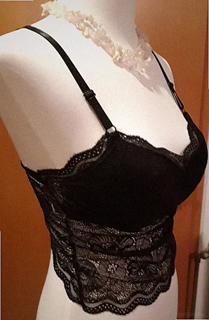 Bustier - mit Motiv -Spitze -- Schwarz Gr. XS-S -- Ansehen lohnt!