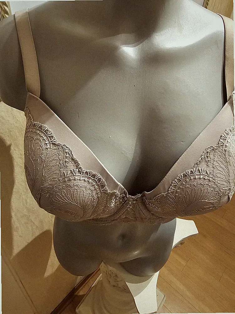 Calvin Klein Customized Lift Bügel T-Shirt-BH 85E Taupe Spitze Mesh F3696E