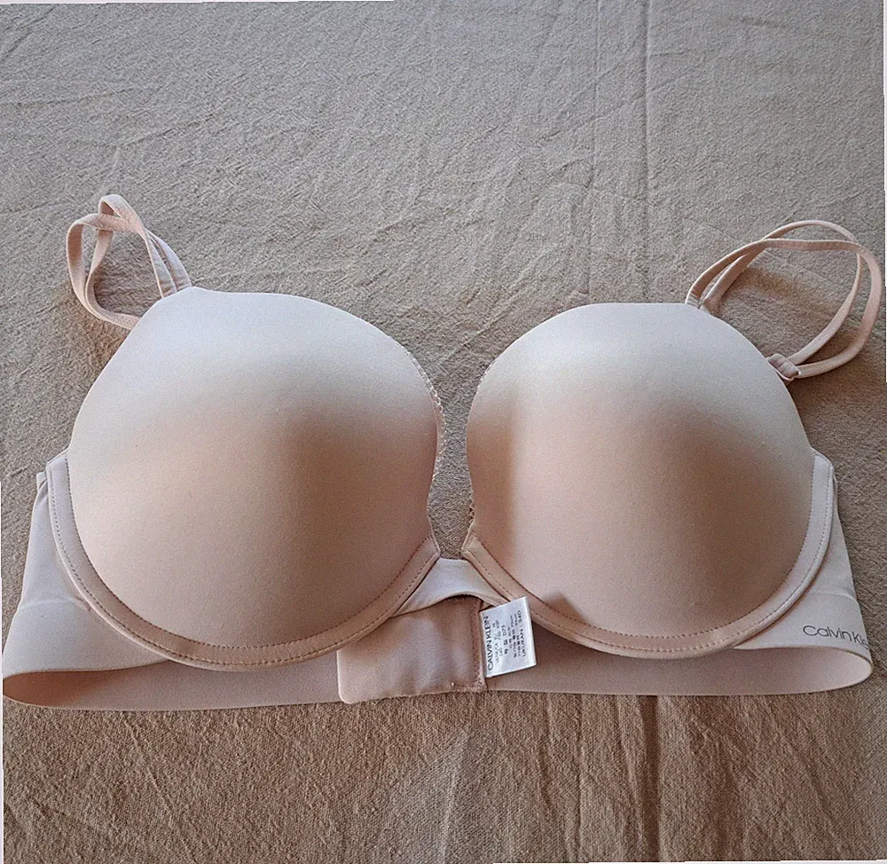 Calvin Klein Damen T-Shirt-BH rose 75D, leicht gefüttert, Bügel, blickdicht