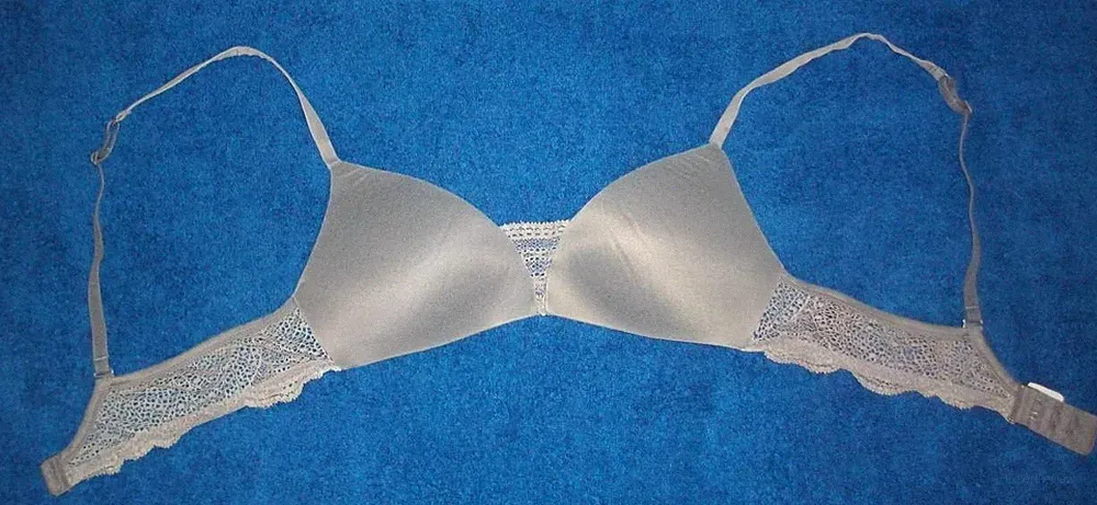 Calvin Klein grauer Push up BH Gr. 80 A