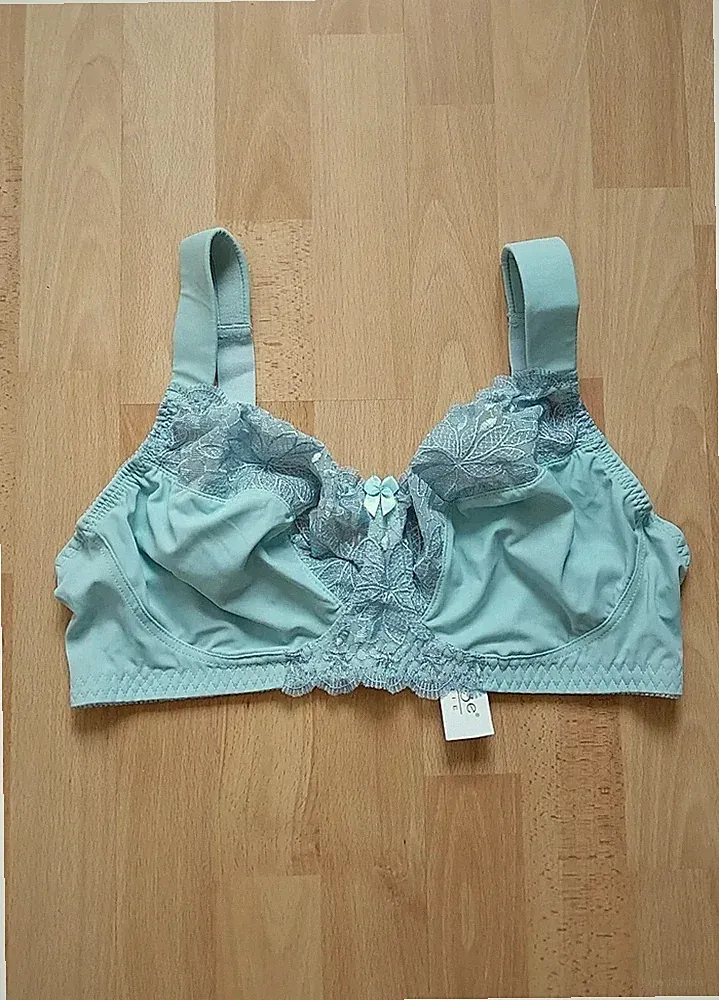 Curve Muse Damen BH blau Größe 95 E bügellos