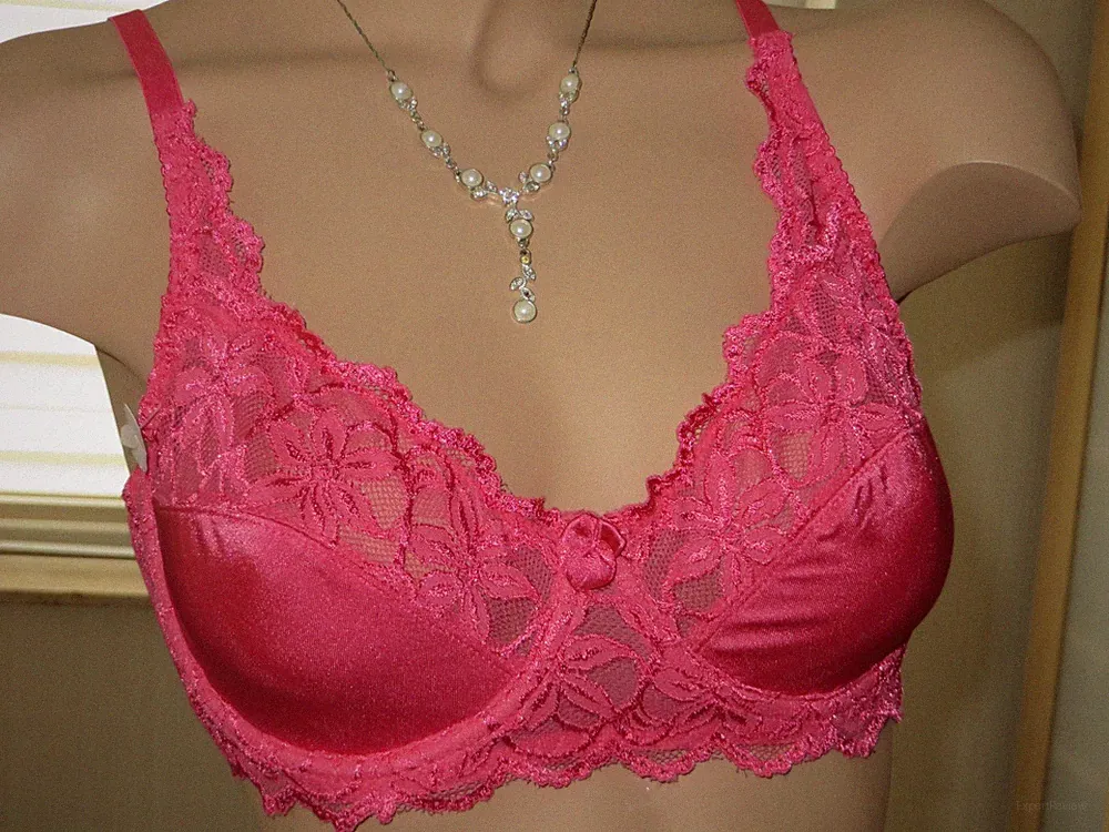 Damen Bügel BH mit Spitze weiß schwarz pink hellbau türkis Spitzen BH Gr 75D