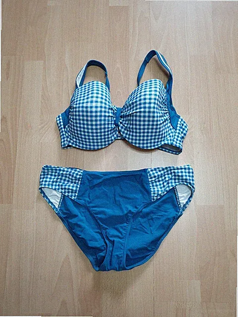 Damen, Mädchen Bikini Set Gr. 42/44, Bügel BH, guter Zustand