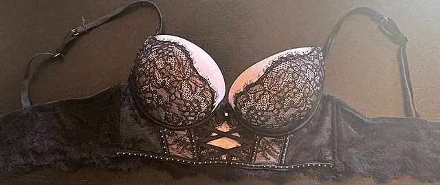 Damen Push-Up-BH 75B (Cup B) mit Bügel Spitze schwarz/rosa verstellbar