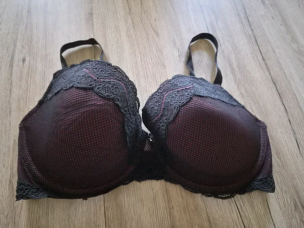 Damen Strech - Push-Up-BH - Schwarz - Lila - Gr. 90 D - NEU