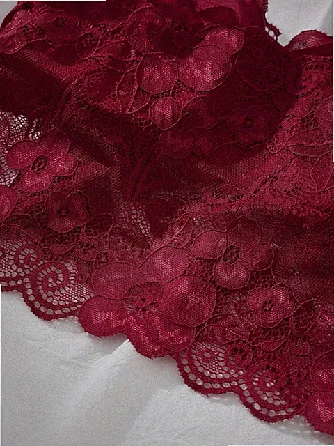 DORSU 4er Set Spitzen Bandeau BHs in verschiedenen Farben Billig24