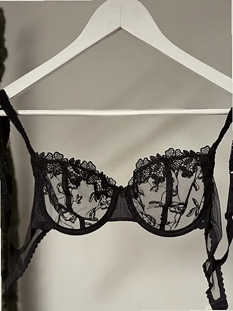 Edler Passionata Halbschalen-BH schwarz transparente Spitze 85B