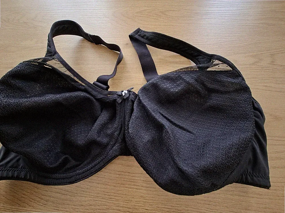 Eleganter Bügel BH mit Spitze von Nuance schwarz Gr 100D RL5/2