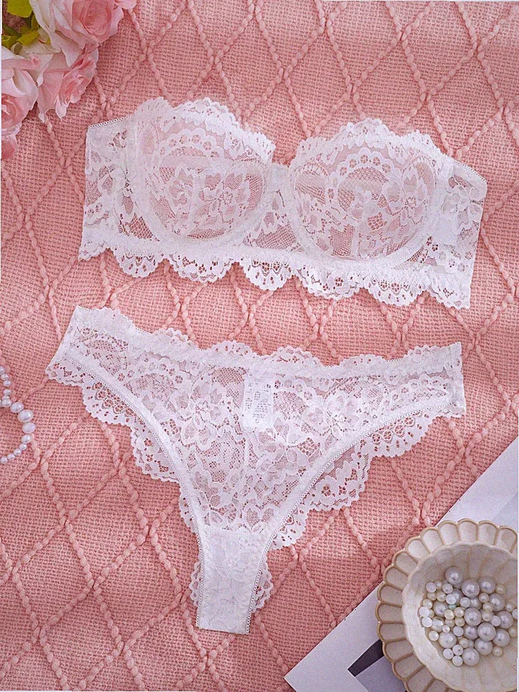 Elegantes Spitzen Lingerie Set für Damen Trägerloser BH und Slip Billig24