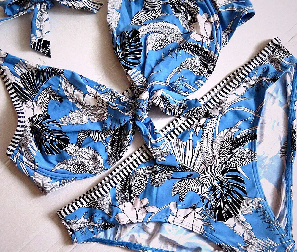 Esprit Bikini Set Gr. 38 / 75 Cup B Triangel-BH unwattiert mit Bügel und Slip
