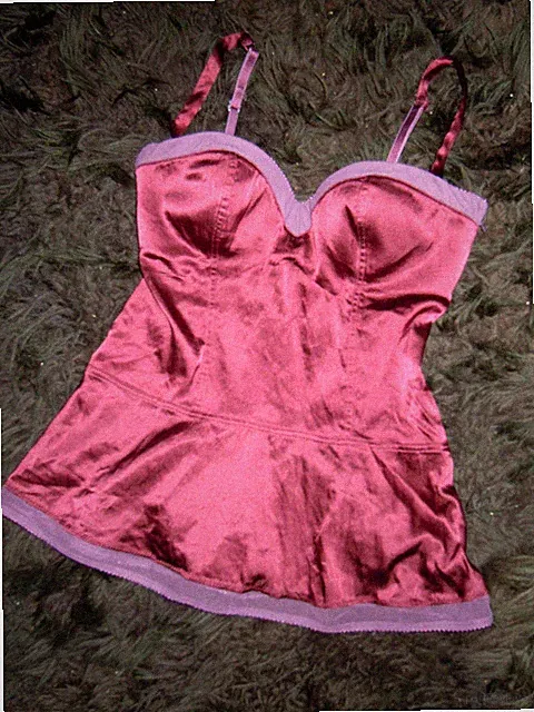 Exkl. Corsage v.INTIMISSIMI Gr.75C dunkelrote Seide seitl. RV sehr edel u. chic