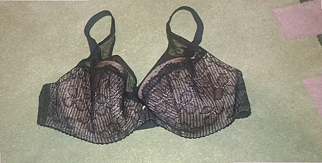 ❤️FELINA CREMEWEIßER GLÄNZENDER BÜGEL-BH GRÖßE 90 C neuwertig