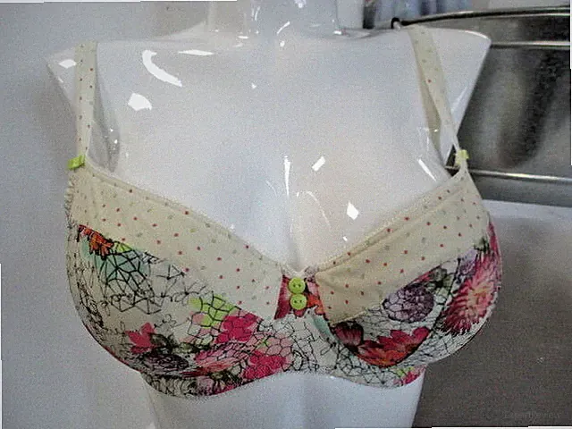 Freya Lingerie Daydreamer AA1763 Unterlegter Halbschalen BH Farbe: Ivy (K41)
