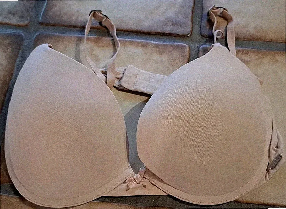 Gilly Hicks 80C 36C Beige Haut Push Up BH Victoria USA Secret Racer back 2 In 1