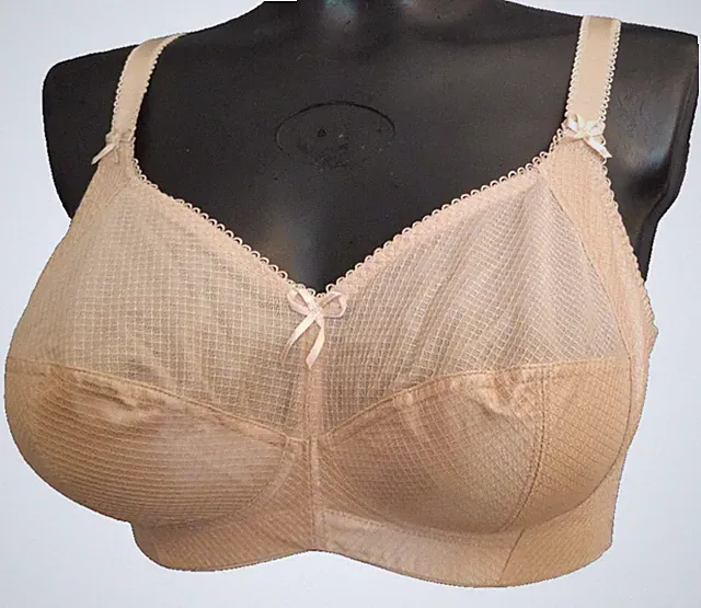 Goddess USA 9160 Damen BH Satin Gr.85D UK 38D vollschale BH ohne Bügel beige