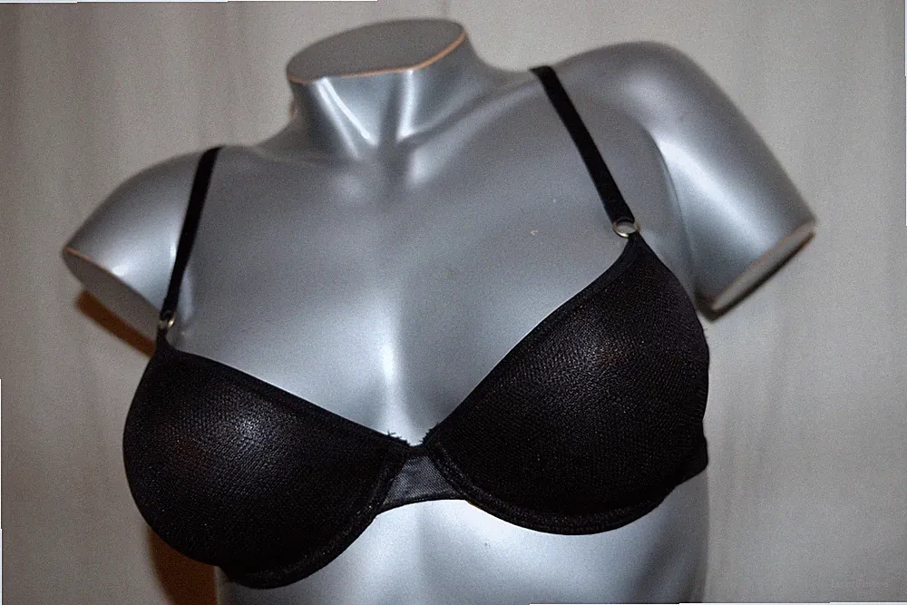 HANRO leichter luftdurchlässiger Bügel Spacer BH TEMPTATIONS schwarz NEU