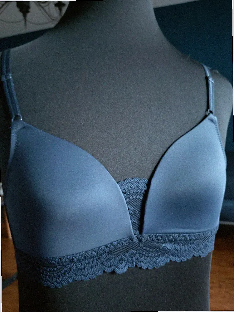 Hunkemöller BH Dunkelblau 70C Halbschalen Bügel BH