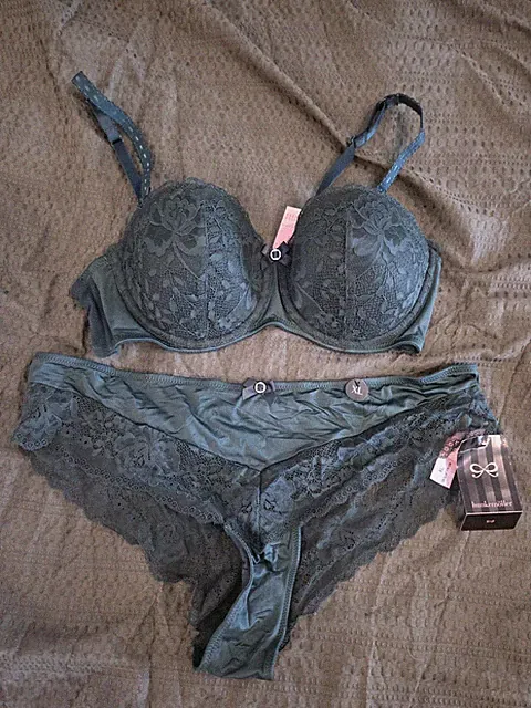 Hunkemöller BH Set mit Slip dunkelgrün 85b XL Neu