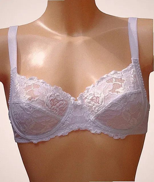 JOLIDON SOFT BH MIT BÜGEL FEINE SPITZE SCHWARZ SI454 NEU