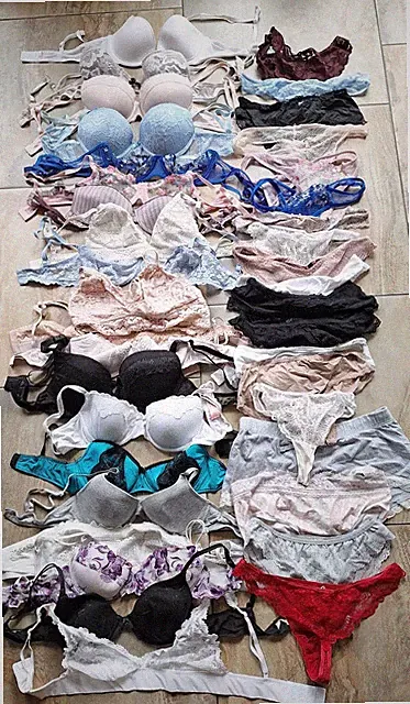 Konvolut 20 BHs + 20 Slips, Gr.75-80, B/C Spitze, Bandeau, Strings, Hipster,S/M