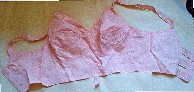 Long line BH B-Wolle, TRIUMPH ,original 50-60er Jahre, rosa/lachs